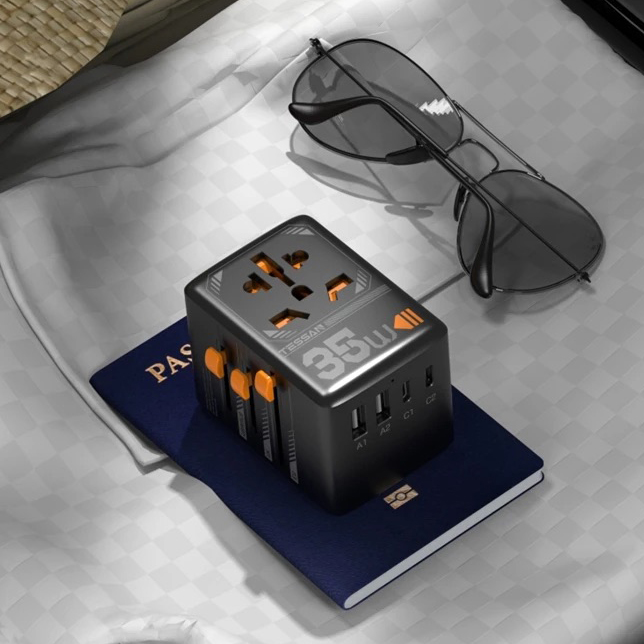 Bộ chuyển đổi du lịch đa năng 35W có 3 cổng USB C & 2 cổng sạc USB - in logo thumbnail 4