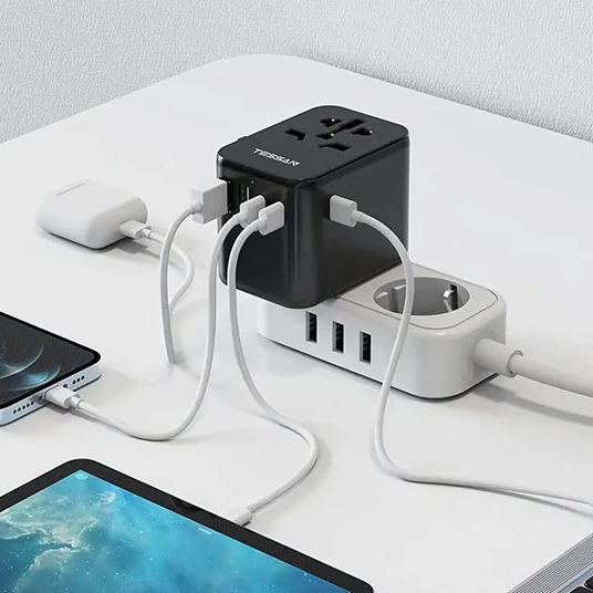 Bộ chuyển đổi phích cắm du lịch quốc tế đa năng 28W với 2 cổng USB & 3 cổng USB C - in logo thumbnail 2