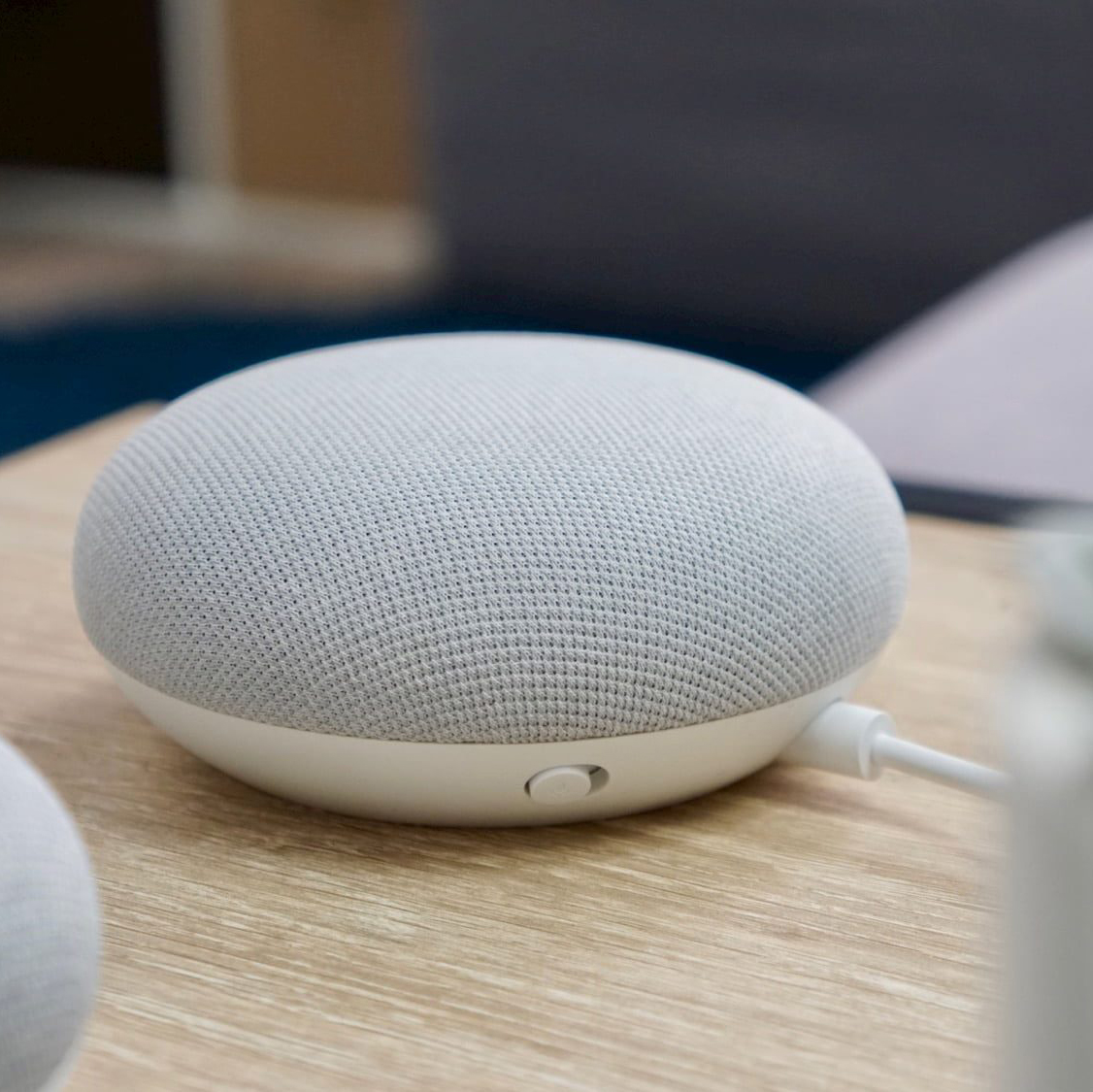Google Nest Mini - in logo thumbnail 2