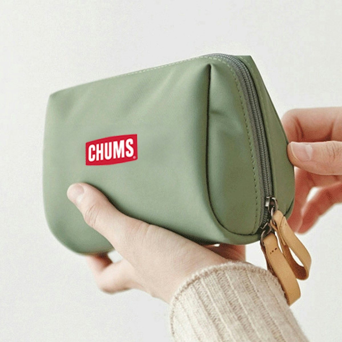 Vanity Pouch - in logo