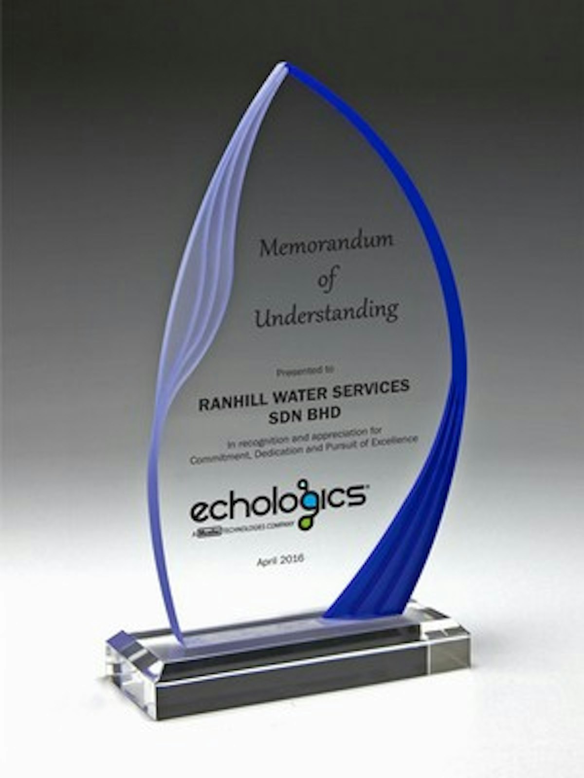 215mm Crestron Acrylic Award (Height) - in logo