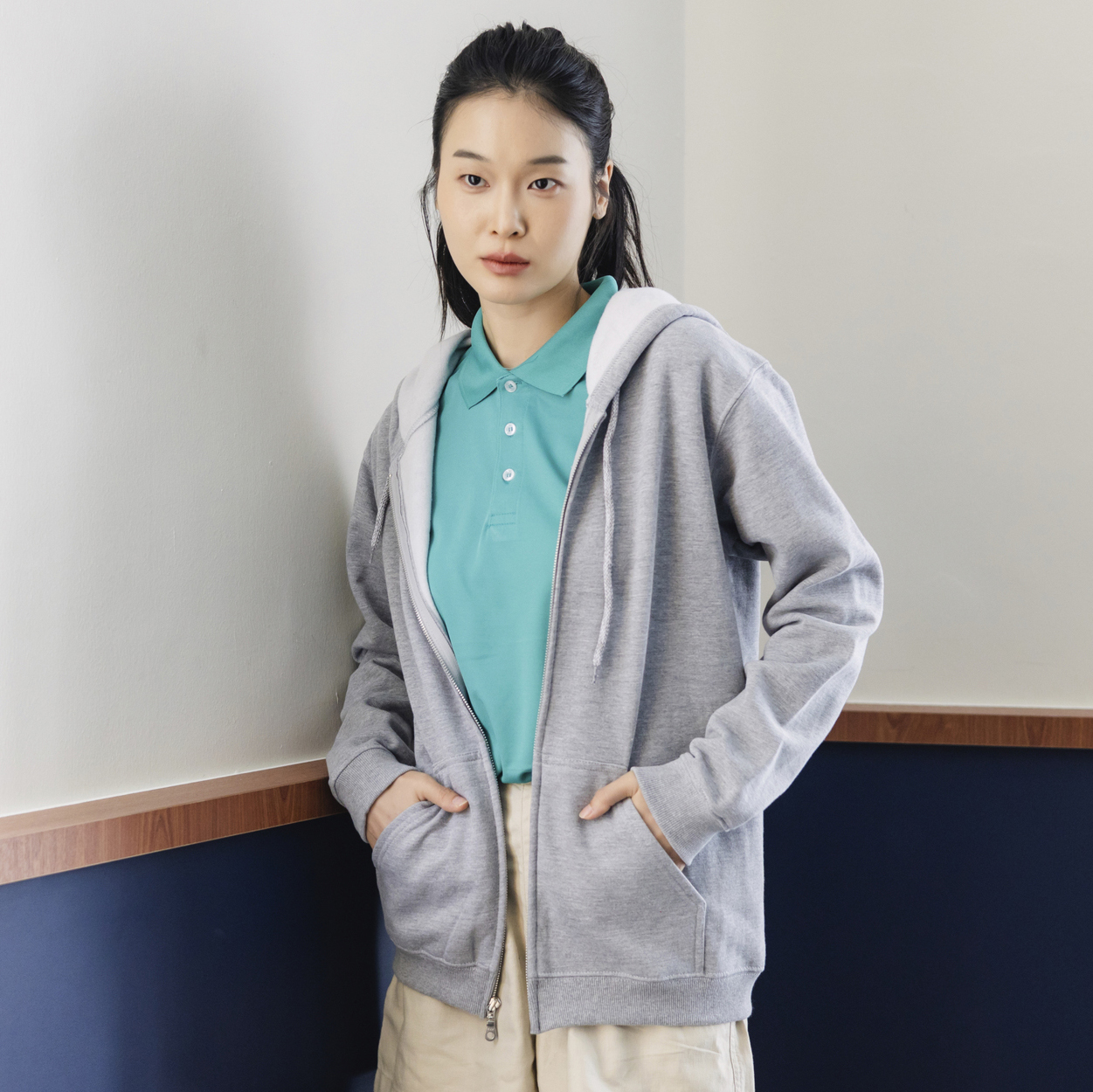 Gildan Heavy Blend Hoodie (With Zipper) - custom logo thumbnail 2